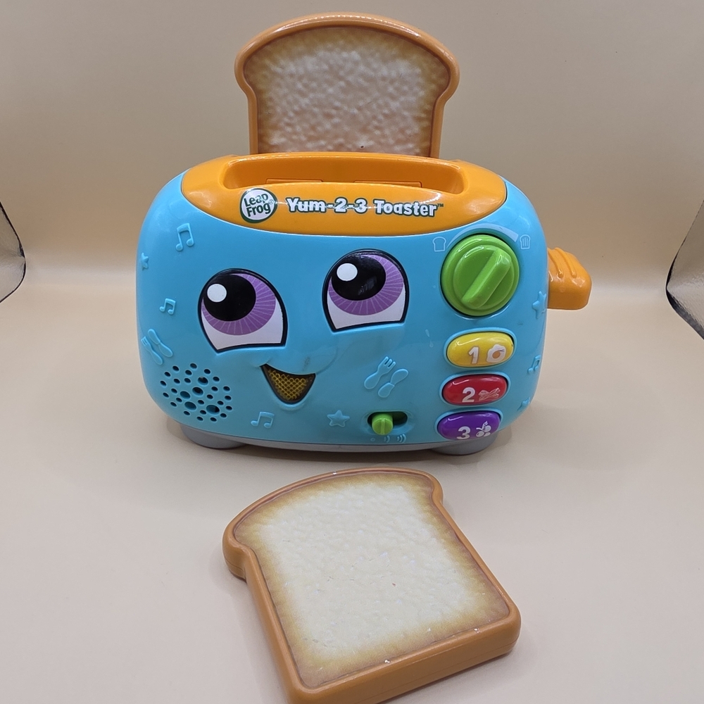 LeapFrog Yum-2-3 Toaster Interactive Educational Sounds Toddlers 2019